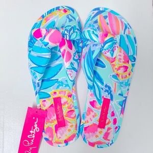 NWT Lilly Pulitzer Pool Slippers Size Small/Medium
